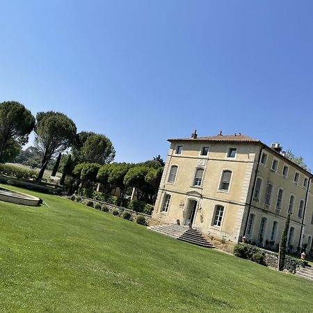 Chateau Talaud Loriol-du-Comtat المظهر الخارجي الصورة