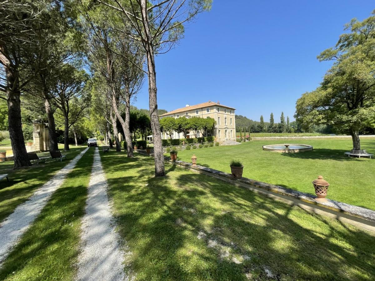 Chateau Talaud Loriol-du-Comtat المظهر الخارجي الصورة